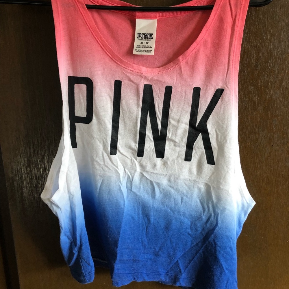PINK sport cropped muscle tee. Size XS.